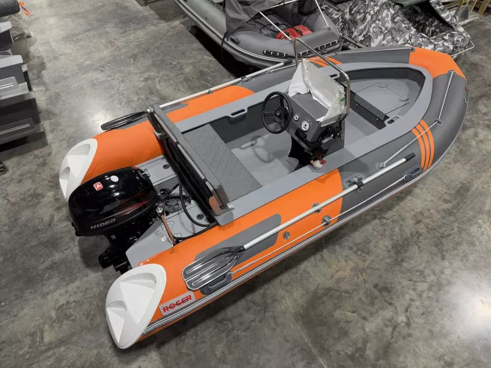 Моторная лодка РИБ Gelium 4300 (высокий борт, пластиковый конус) комплектация "Расширенная" 