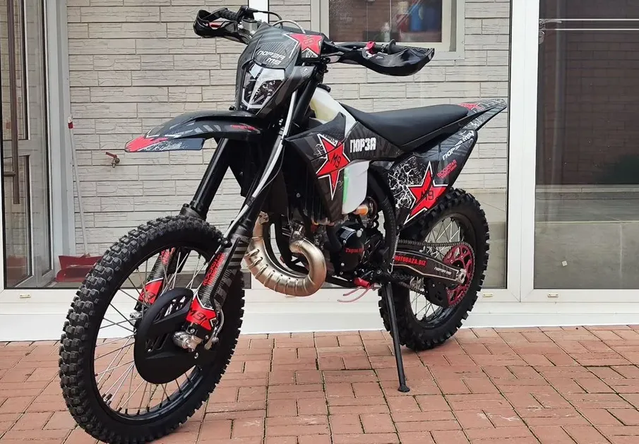Кроссовый мотоцикл (эндуро) М-9 Гюрза 250
